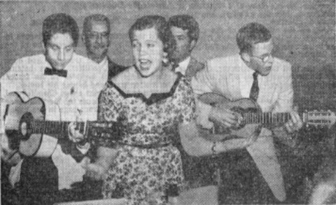 Josh Noland, Rose Mary Billings, and Glenn Chesnut performing in Mexico