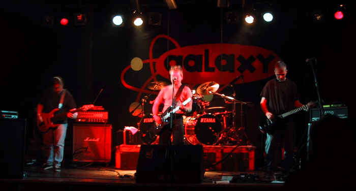 galaxy20.jpg (243174 bytes)