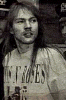 1069.jpg (12393 bytes)