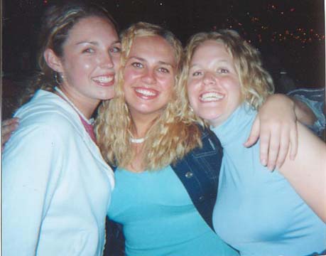 Dana, Larissa & Andrea (JBR's summer '02)