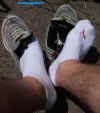Silver_Airmax-Wh_Puma_trainersox_11.jpg (113659 bytes)