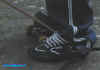 Split_shirt_and_pants-Es_shoes_02.jpg (51627 bytes)