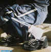 Split_shirt_and_pants-Es_shoes_09.jpg (73953 bytes)