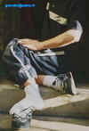 Split_shirt_and_pants-Es_shoes_13.jpg (40727 bytes)