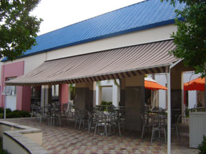 Foto de Toldo Instalado por Personal de Tapiceria Mario