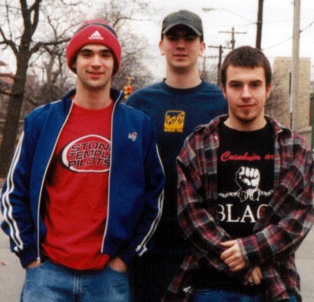 goodfrontbandphototrio.jpg (111354 bytes)