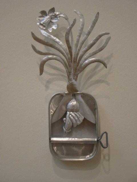 Fiona Hall: Daffodil