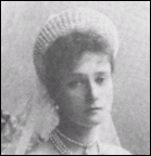 Tsaritsa Alexandra in formal court dress - 1896