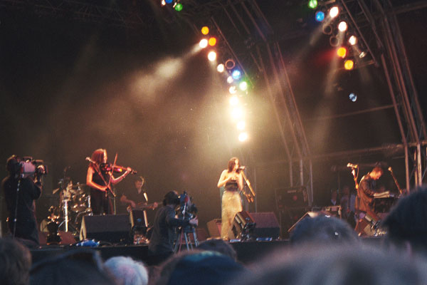 corrs03.jpg