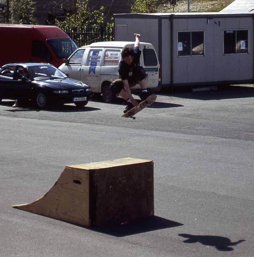 More quarterpipe air