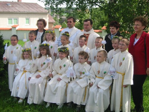 Hier sollte das Bild der Erstkommunikanten sein