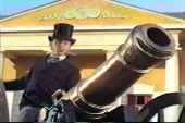 musiccannon4.jpg (31501 bytes)