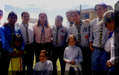 ALEX DIRIGENTES (3).jpg (72270 bytes)