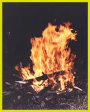 fogata.jpg (16030 bytes)