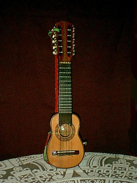 charango
