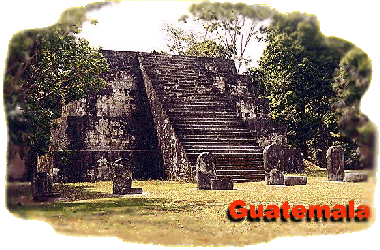Piramide a Tikal