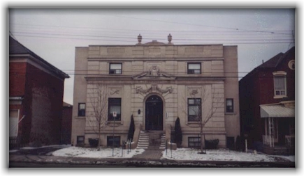 Apartments on Bay Street North