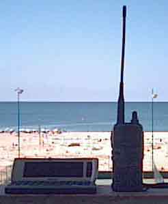 The Kenwood THD7e operating APRS as CT/GW0TQM-4