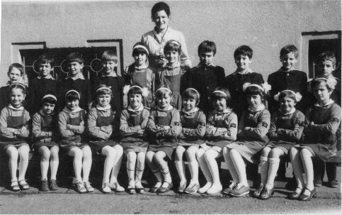 Klassenfoto der 1. Klasse