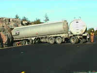 jackknife2.jpg (79141 bytes)