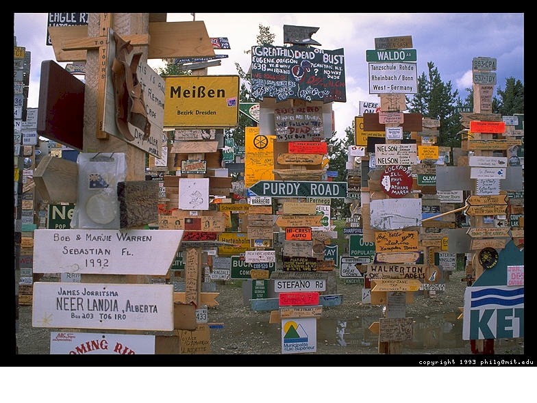 watson-lake-sign-forest-phil.jpg (122836 bytes)