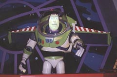 Buzz.JPG (12935 bytes)