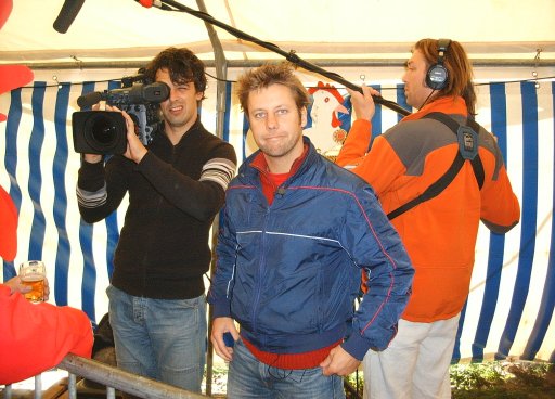 2004bijthond