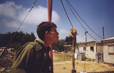 '    , '