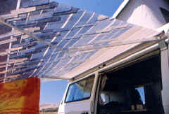 awning2.jpg (53563 bytes)