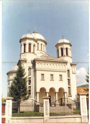 Biserica romaneasca din ARACI