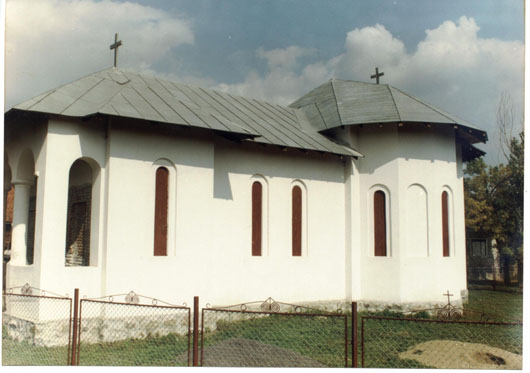 BISERICA ROMANEASCA DIN DOBOSENI