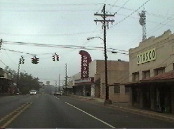 Sabine Theatre in downtown Many?