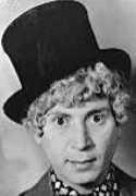 HARPO HABLA! (y mucho). Pulsa aqu
si quieres saber ms cosas de Harpo.
Harpo speaks!. Clicking here to know
more about Harpo. &B-)