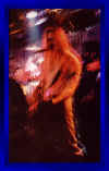howieblur.jpg (21044 bytes)