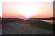 OIsunset13.jpg (25434 bytes)