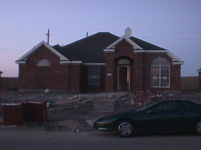 Mvc-019f.jpg (35876 bytes)