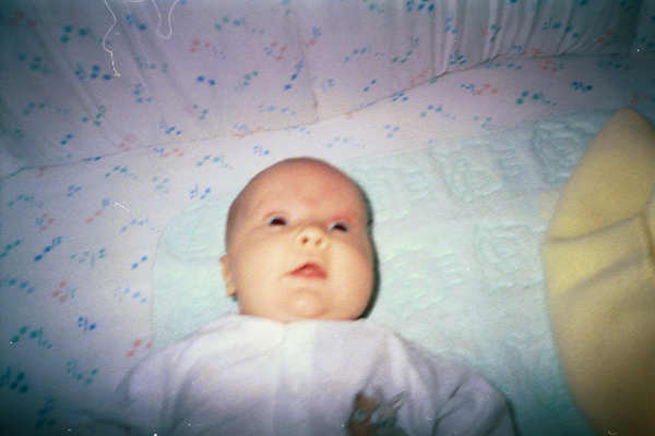 /user/Pictures/Jan99/CaseyCrib.jpg