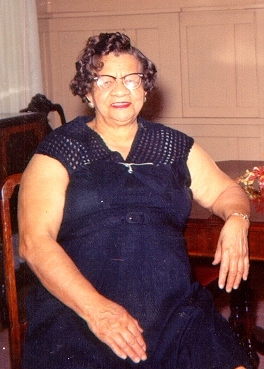 Winnie Morris