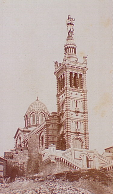 BasilicaNSraGuarda.jpg (51622 bytes)
