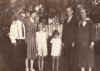 McPhee_Family_1930.jpg (141087 bytes)