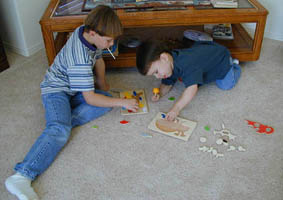 Playing with puzzles. [19,592 bytes]