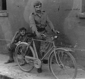 Osmar na bicicleta