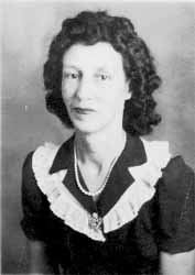 irenewhite_copy.jpg (10124 bytes)