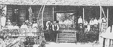 walkerclan2.jpg (14634 bytes)