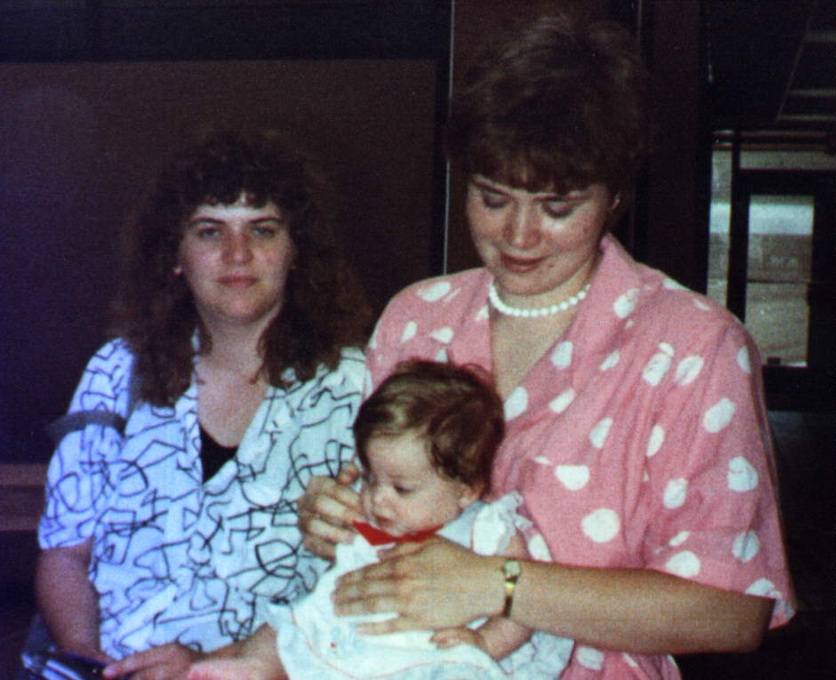 picture of Renate, Cathy & friend Cindy
