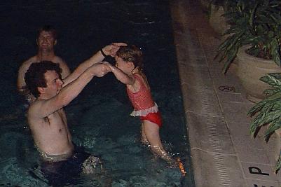 zoopool.jpg (130818 bytes)