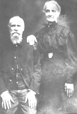 Photo of Isaac and Sarah Hickenbottom