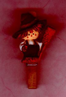Scarecrow magnet on clothespin