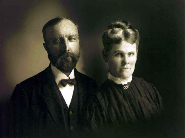 William_Lowry_and_Nancy_Anna_Wall.JPG (18735 bytes)