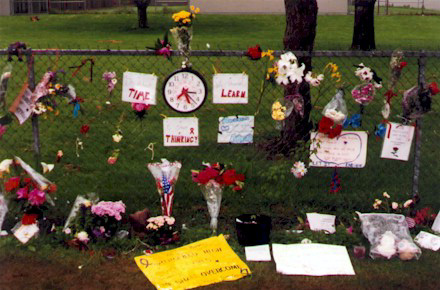 9_2.jpg (100235 bytes)